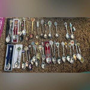 HUUUGGEEE LIFETIME COLLECTION 1969-2010 SOUVENIR SPOONS non-US